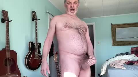 howlingatnothing online show from 9, 4, 2026