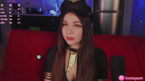 Snapshot of howtomeow chatting on 23, 2, 2026 Mia online show from 23, 2, 2026