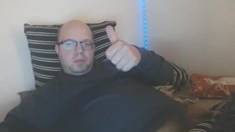 Snapshot of hoyboydkk chatting on 19, 10, 2025 Christian online show from 19, 10, 2025