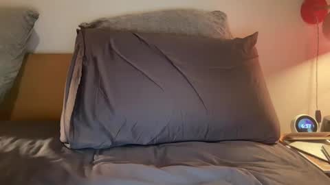 hry4youchat online show from 1, 2, 2025