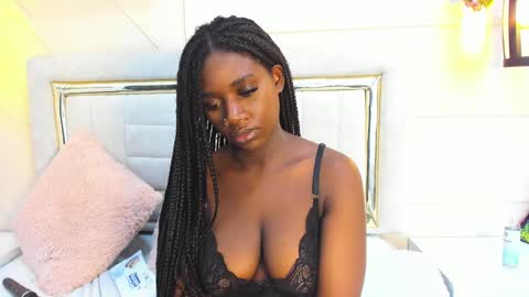 Snapshot of huddah_cam chatting on 15, 2, 2025 huddah online show from 15, 2, 2025