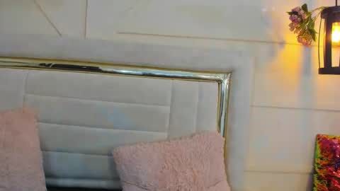 Snapshot of huddah_cam chatting on 27, 2, 2025 huddah online show from 27, 2, 2025