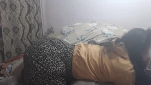 hugeassdevil online show from 11, 11, 2025