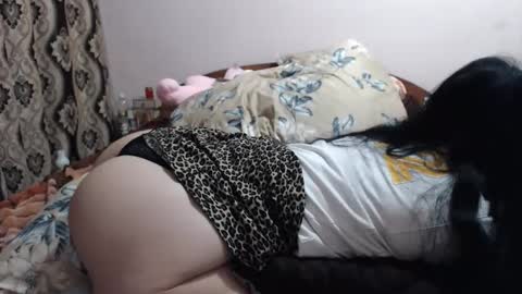 hugeassdevil online show from 28, 11, 2025