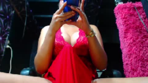 Snapshot of hugecumbarbie chatting on 11, 2, 2025 SPOILED MISCHIEVOUS online show from 11, 2, 2025