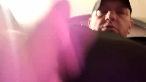 hugecummer10 online show from 24, 3, 2026