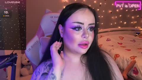 Snapshot of huggy_og chatting on 9, 12, 2024 Maddison online show from 9, 12, 2024