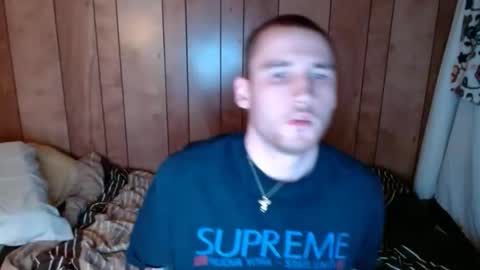 hugsankisses online show from 30, 11, 2025