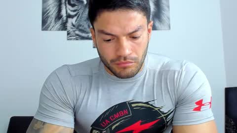 Snapshot of humber_eli chatting on 16, 11, 2025 Eli online show from 16, 11, 2025