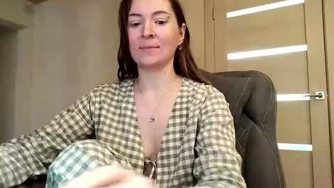 HumpyGrey online show from 20, 10, 2025