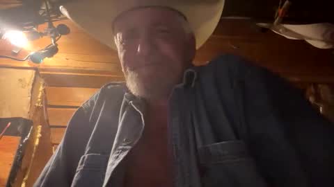 Snapshot of hung34u chatting on 17, 3, 2026 hung34u online show from 17, 3, 2026