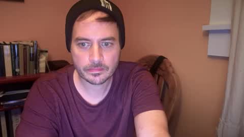 Snapshot of hungedgingartist chatting on 1, 10, 2025 hungedgingartist online show from 1, 10, 2025