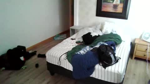 hungnheavyy online show from 9, 3, 2026