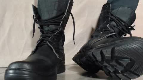  I AM NOT A DIRECTOR I AM THE BOSS            KINGDADDYSIRSTR8ALPHAMASTER online show from 5, 3, 2026