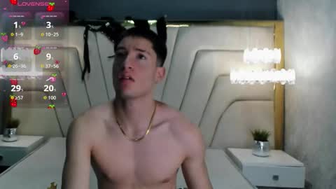 Snapshot of hunterheat_ chatting on 2, 10, 2025 hunterheat_ online show from 2, 10, 2025
