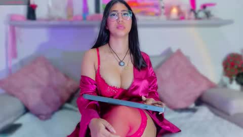 Hushaura online show from 15, 12, 2025