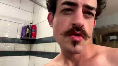 hydrakinglaser online show from 2, 11, 2025