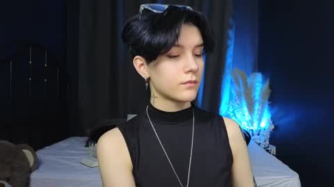 Snapshot of hyeon_jin chatting on 12, 3, 2025 Hyeon Jin online show from 12, 3, 2025