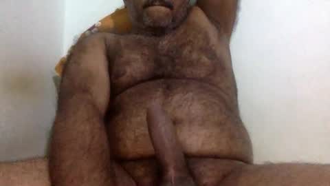 Snapshot of i_am_2_hot_4u chatting on 29, 10, 2025 i am hot 4u online show from 29, 10, 2025