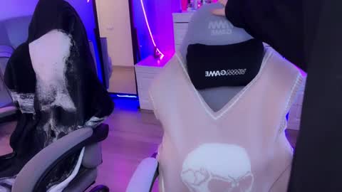 Asya  online show from 14, 1, 2025