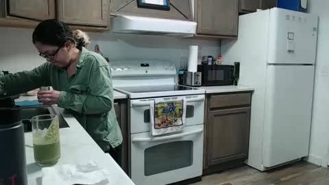 ShortStuff online show from 17, 2, 2025