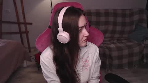 Snapshot of i_love_icecream chatting on 9, 10, 2025 elisabeth online show from 9, 10, 2025