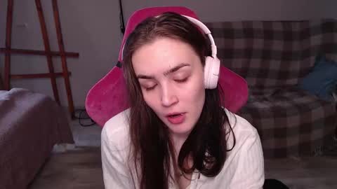 Snapshot of i_love_icecream chatting on 10, 10, 2025 elisabeth online show from 10, 10, 2025