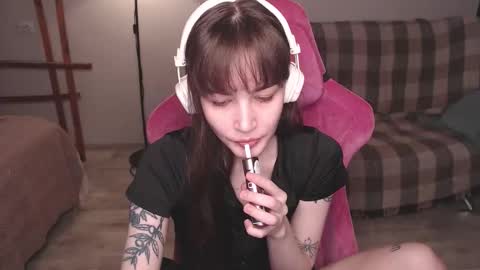 Snapshot of i_love_icecream chatting on 18, 11, 2025 elisabeth online show from 18, 11, 2025