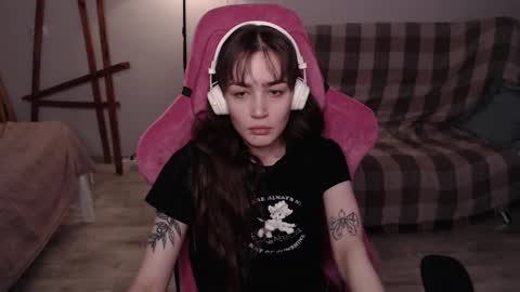 Snapshot of i_love_icecream chatting on 24, 11, 2025 elisabeth online show from 24, 11, 2025