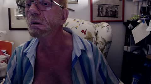 ImYourBitch online show from 16, 9, 2025