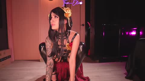 Snapshot of iam_eli chatting on 5, 1, 2025 online show from 5, 1, 2025