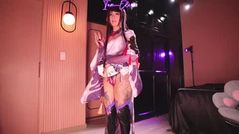 Snapshot of iam_eli chatting on 9, 1, 2025 online show from 9, 1, 2025