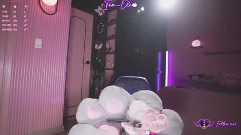 Snapshot of iam_eli chatting on 10, 11, 2025 online show from 10, 11, 2025