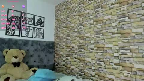 Snapshot of iam_luisa_ chatting on 1, 11, 2025 Luisa online show from 1, 11, 2025