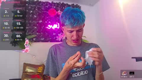 Snapshot of iam_lukas__ chatting on 7, 10, 2025 iam_lukas__ online show from 7, 10, 2025