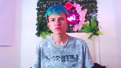 Snapshot of iam_lukas__ chatting on 12, 10, 2025 iam_lukas__ online show from 12, 10, 2025