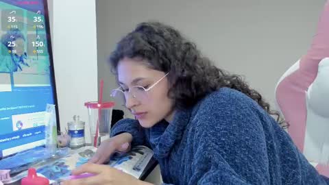 Snapshot of iam_nikki chatting on 11, 3, 2025 On instagram Imm NikkiHelp me reach 100 likes online show from 11, 3, 2025