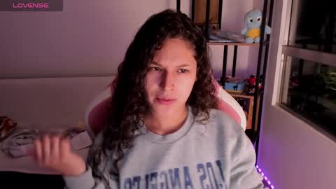 On instagram Imm  NikkiHelp me reach 100 likes online show from 17, 2, 2026