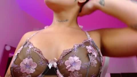 Salo  online show from 13, 11, 2025