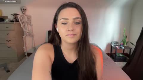 Crystal online show from 30, 1, 2025