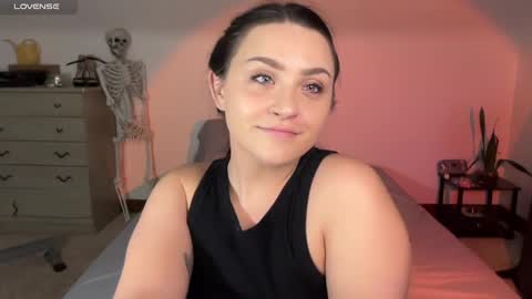 Crystal online show from 8, 2, 2025