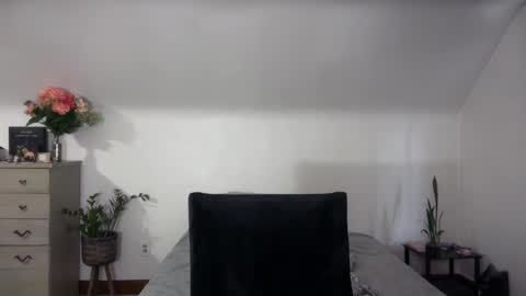 Crystal online show from 31, 10, 2025