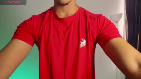 Dylan  independent model  online show from 15, 2, 2026