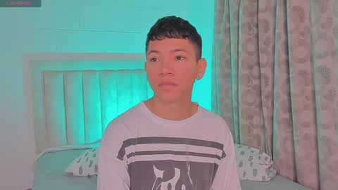 Juliiiiian online show from 21, 1, 2025