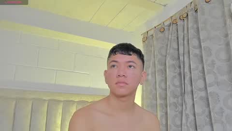 Juliiiiian online show from 28, 1, 2025