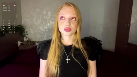 Snapshot of iamlylu chatting on 31, 10, 2025 Lylu online show from 31, 10, 2025