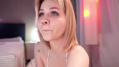 Snapshot of iamninamint chatting on 5, 1, 2025 Nina online show from 5, 1, 2025