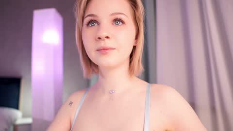 Snapshot of iamninamint chatting on 26, 1, 2025 Nina online show from 26, 1, 2025