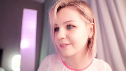 Snapshot of iamninamint chatting on 2, 2, 2025 Nina online show from 2, 2, 2025