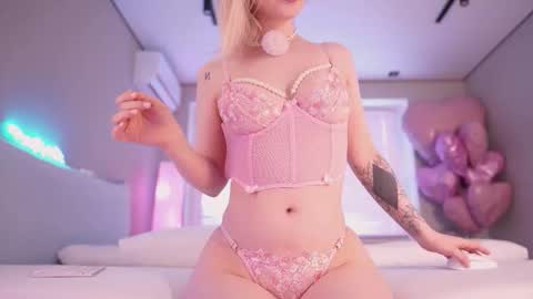 Nina  online show from 8, 2, 2026